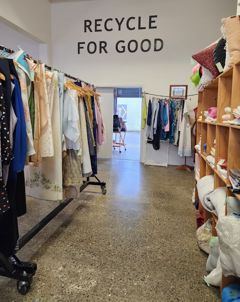 Check out Mary Potter Hospice Shop – Paraparaumu in Paraparaumu