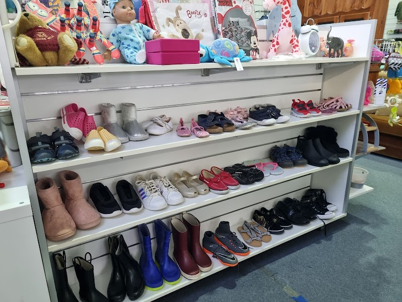 Check out Salvos Stores Ringwood in RINGWOOD