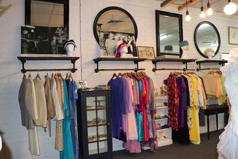 Check out Lifeline Shop Port Macquarie Gordon Street in Port Macquarie