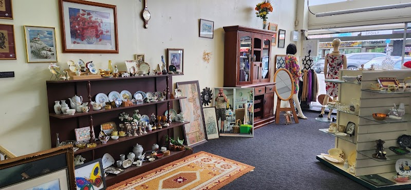 Check out Hospice Boutique Wanganui in Whanganui