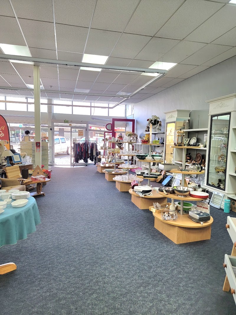 Check out Hospice Boutique Wanganui in Whanganui