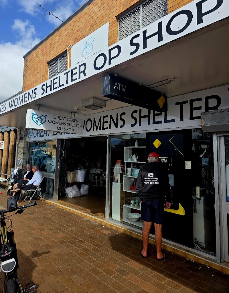 Check out GLWS op shop Tuncurry in Tuncurry
