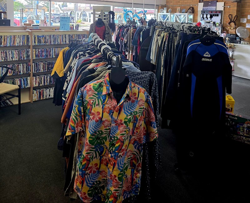 Check out GLWS op shop Tuncurry in Tuncurry