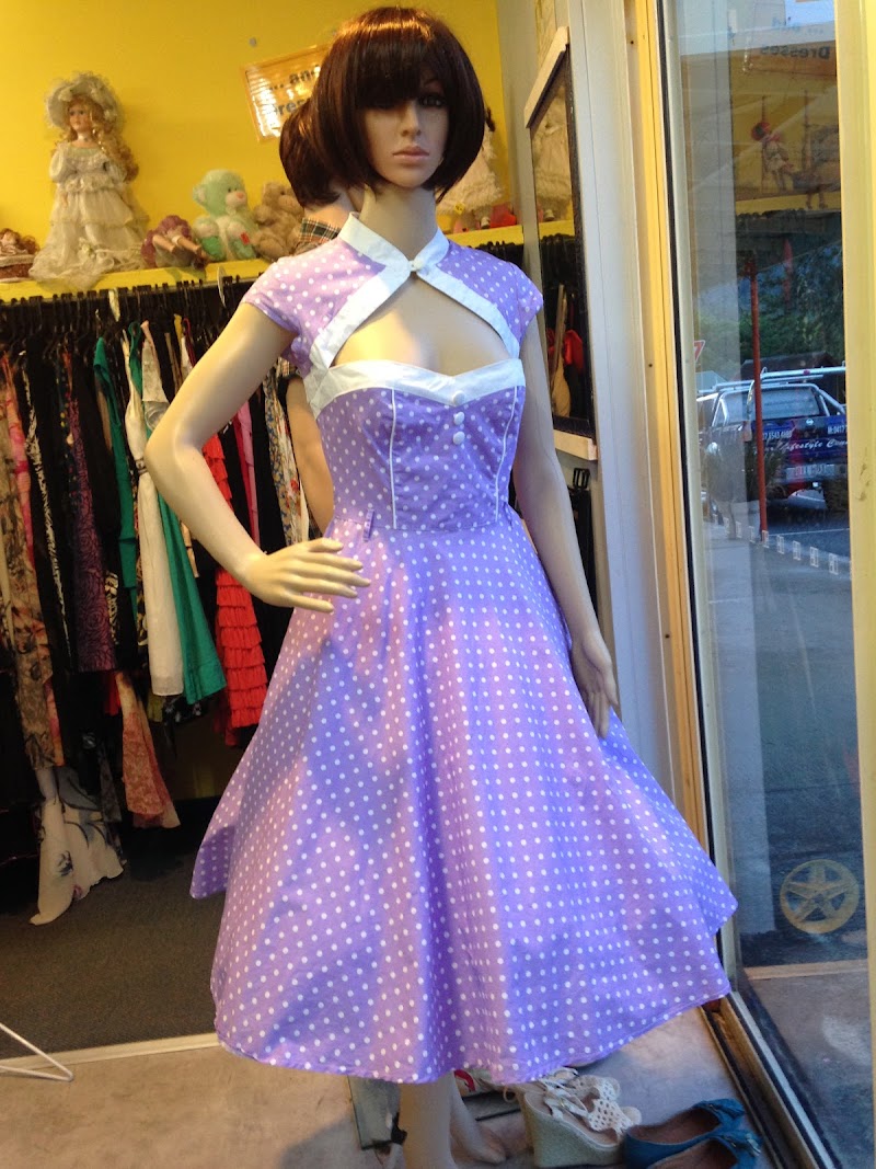 Check out Canungra Op Shop in Canungra