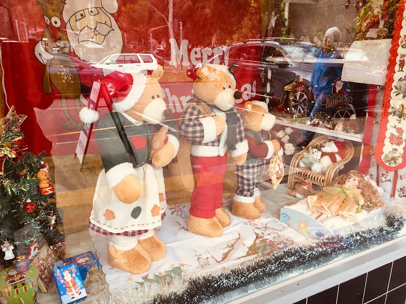 Check out DVCS Op Shop Macleod in Macleod