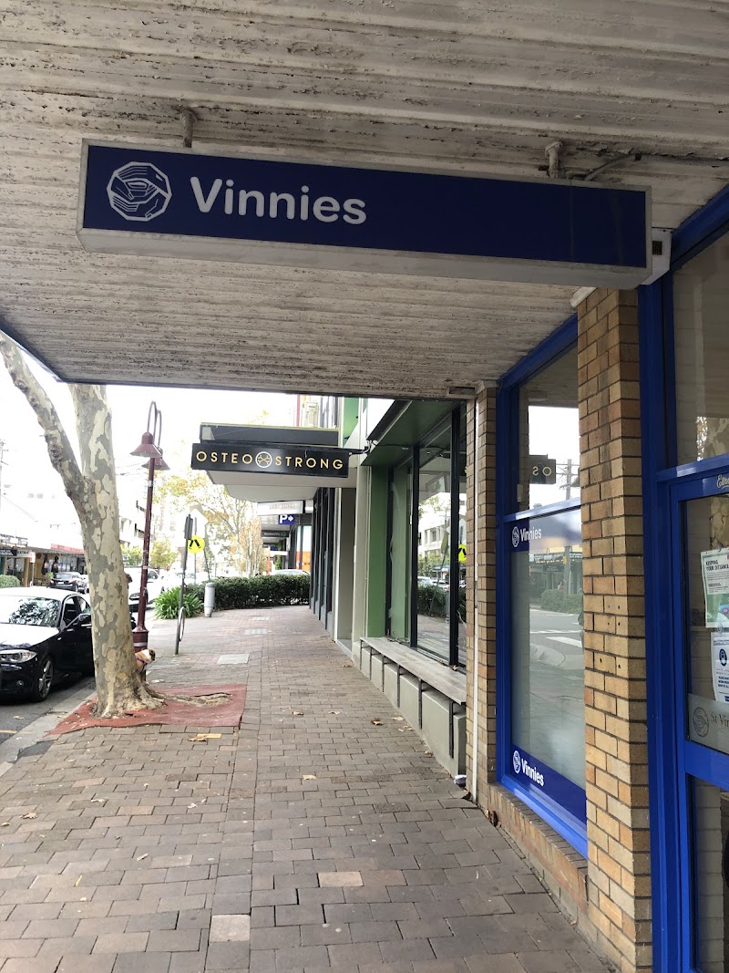 Check out Vinnies Crows Nest in CROWS NEST