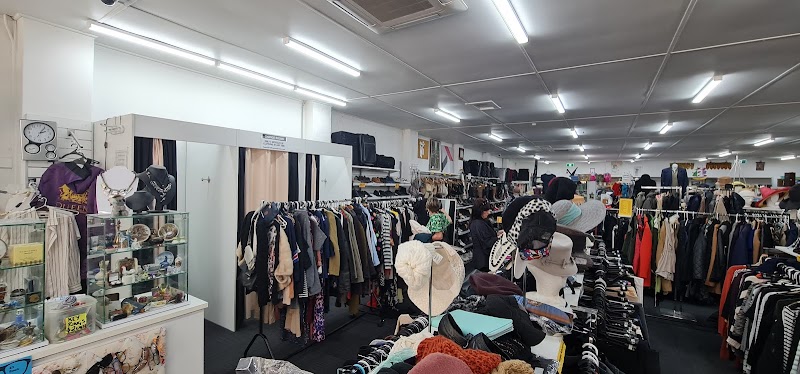 Check out Posh Opp Shoppe in Elsternwick