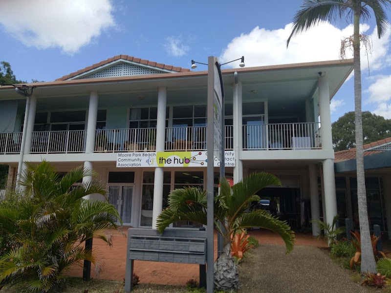 Check out The Hub op shop in Moore Park Beach