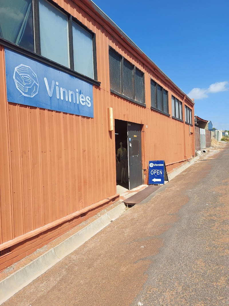 Check out Vinnies Collie Shop in Collie