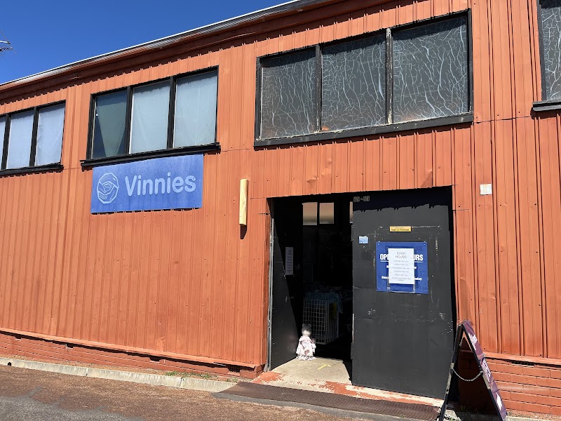 Check out Vinnies Collie Shop in Collie