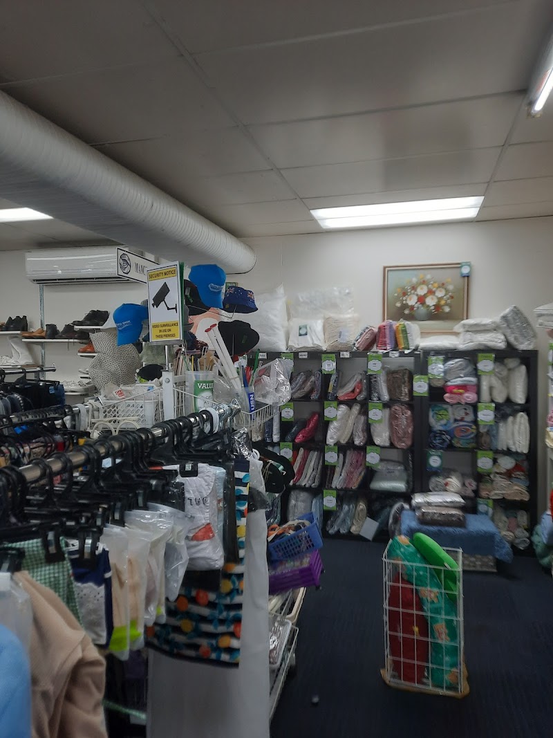 Check out Vinnies Clayton in CLAYTON