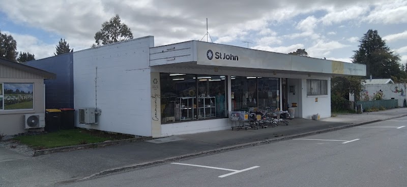 Check out St John Op Shop Lumsden in Lumsden