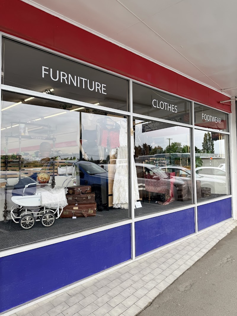 Check out Winton Family Store in Winton