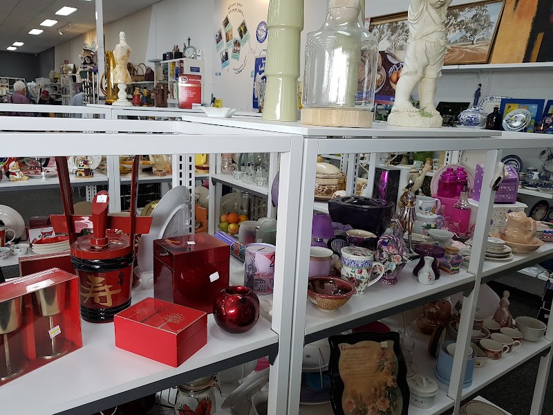 Check out Vinnies Bayswater in BAYSWATER