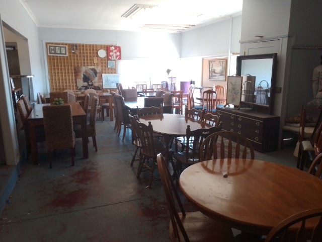 Check out Secondhand Wonderland Beresford in Beresford