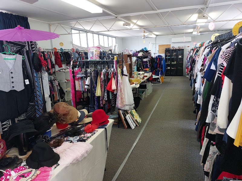 Check out Middlemount Op-Shop in Middlemount