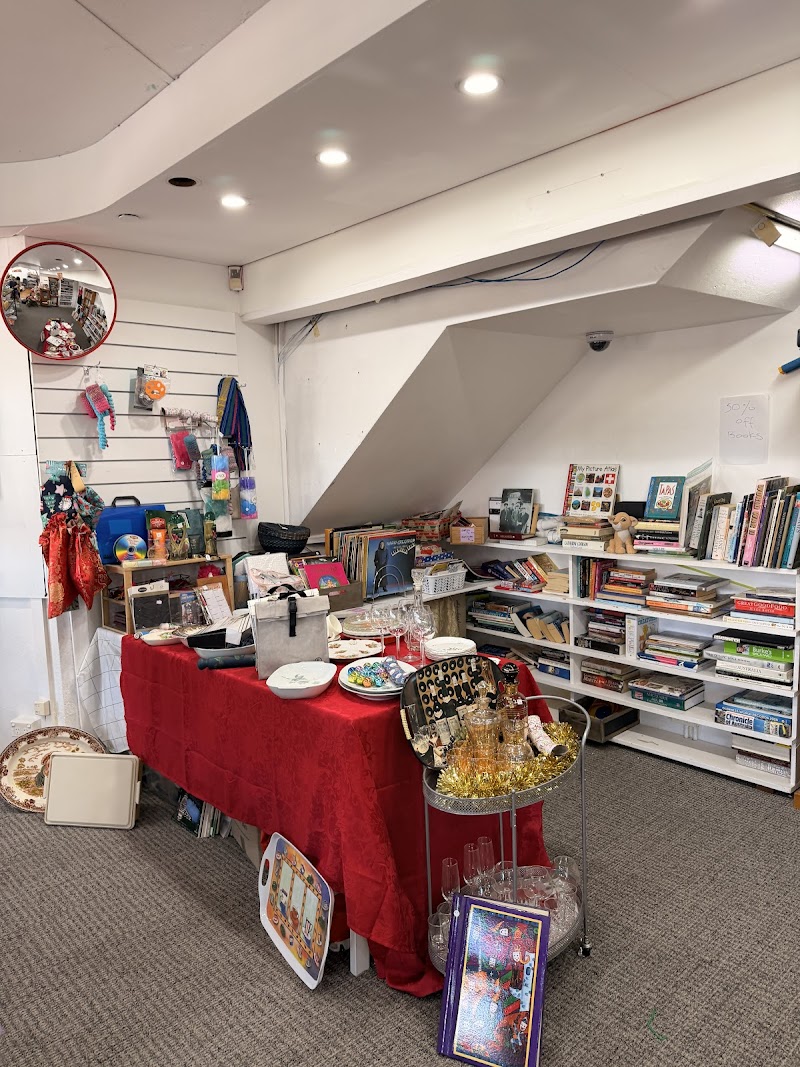 Check out BMD – Blue Mountains & Districts Cat Welfare Group Inc. Op Shop Katoomba in Katoomba
