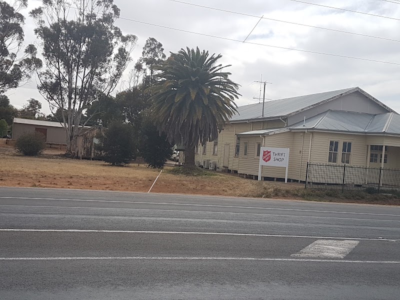 Check out Salvo thrift op shop Ouyen in Ouyen