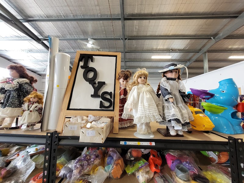 Check out St Andrew's Op Shop Waiuku in Waiuku