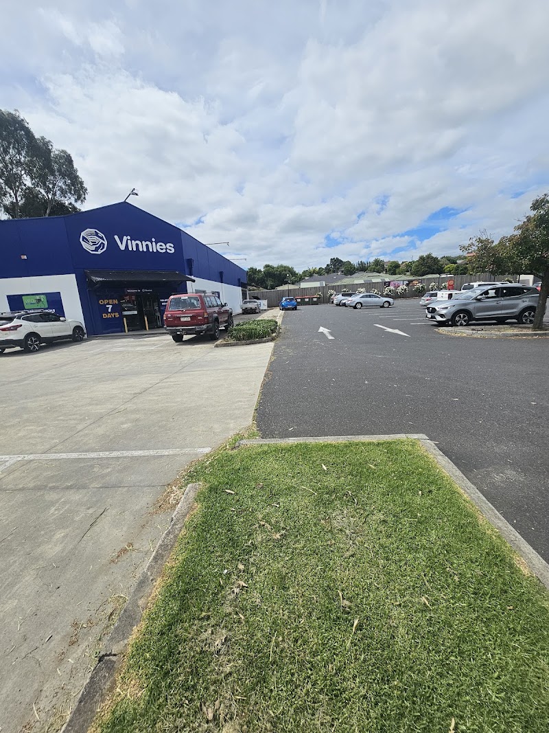 Check out Vinnies Pakenham in PAKENHAM