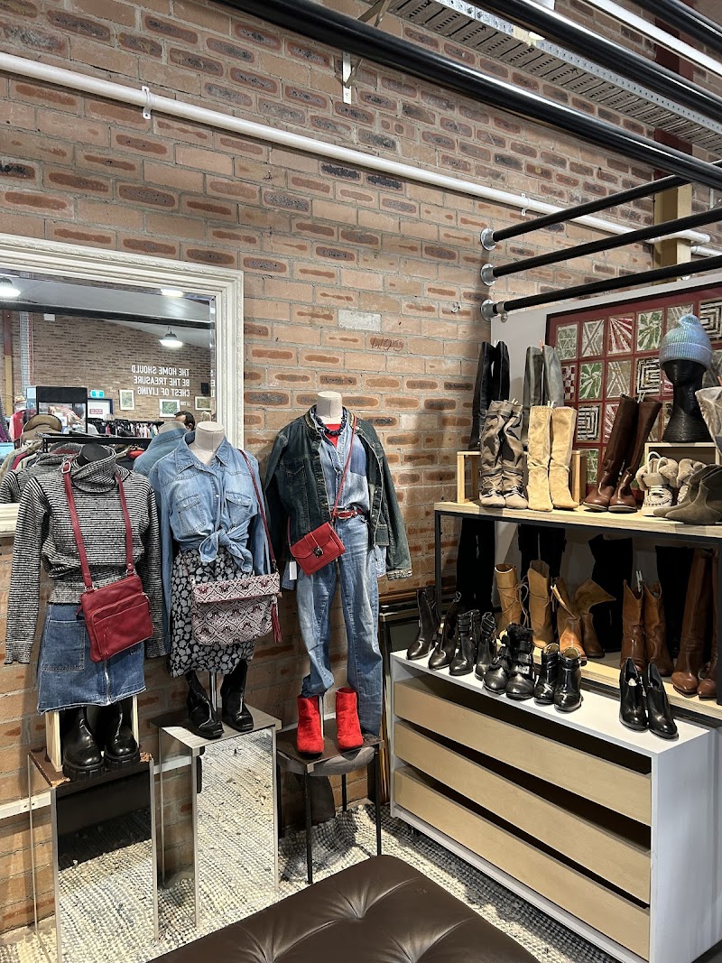 Check out Vinnies Brookvale in BROOKVALE