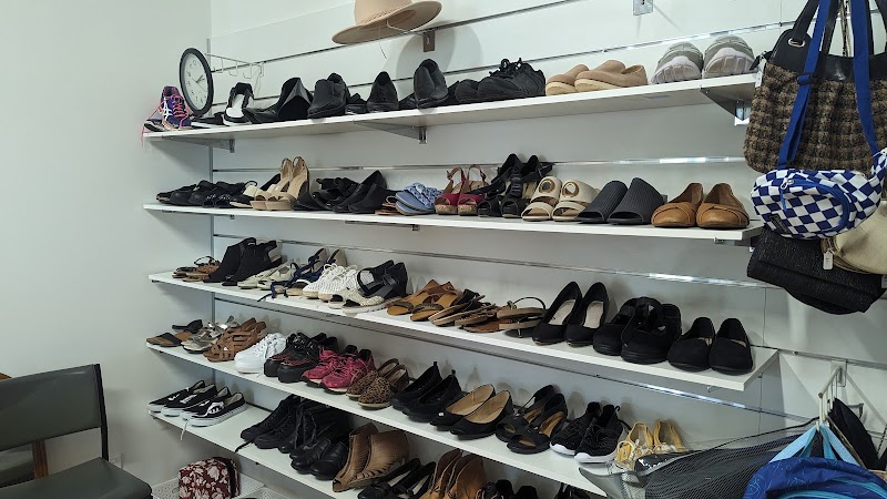 Check out Moe Anglican Op Shop in Moe