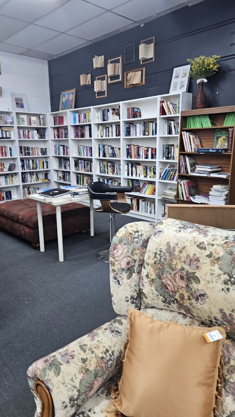 Check out Salvos Stores Benalla in BENALLA
