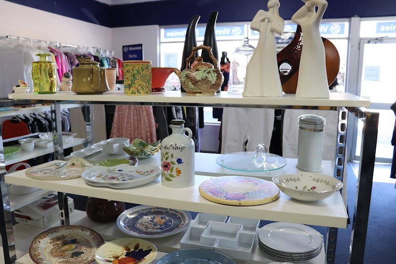Check out Vinnies Oak Flats in OAK FLATS