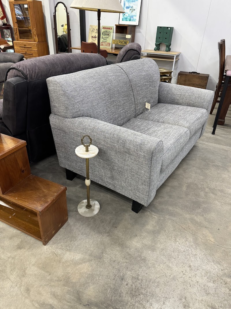 Check out Lismore Secondhand in Lismore