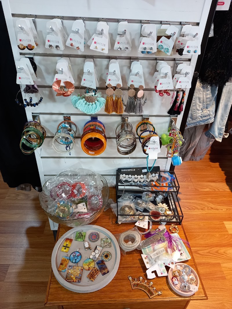 Check out Salvos Stores Grovedale in GROVEDALE