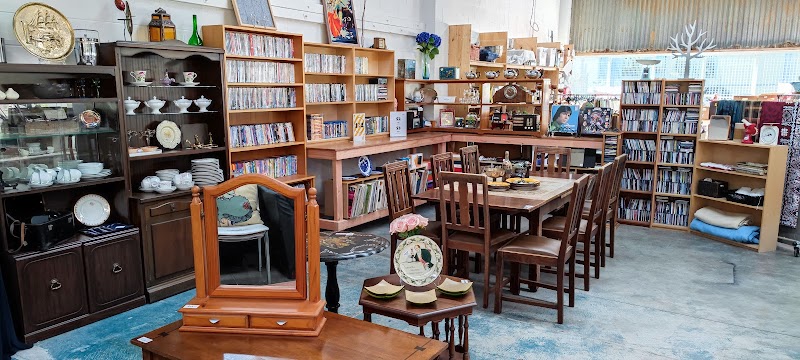 Check out Totara Hospice Megastore in Pakuranga