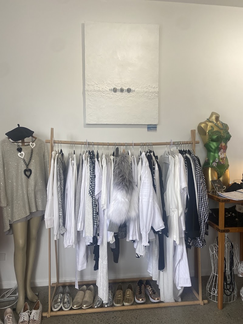 Check out Jacqui's Pre-Loved and More in Mapua