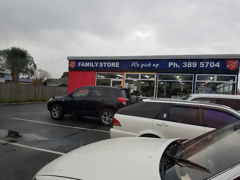 Check out Linwood Family Store in Linwood