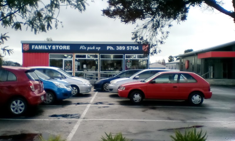 Check out Linwood Family Store in Linwood