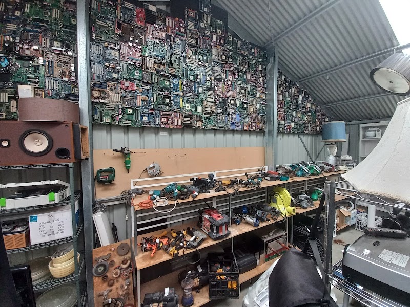 Check out Glenorchy Tip Shop in Glenorchy