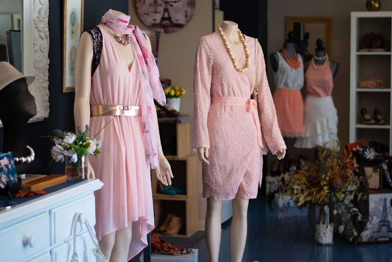 Check out Threads Boutique op shop in Perth