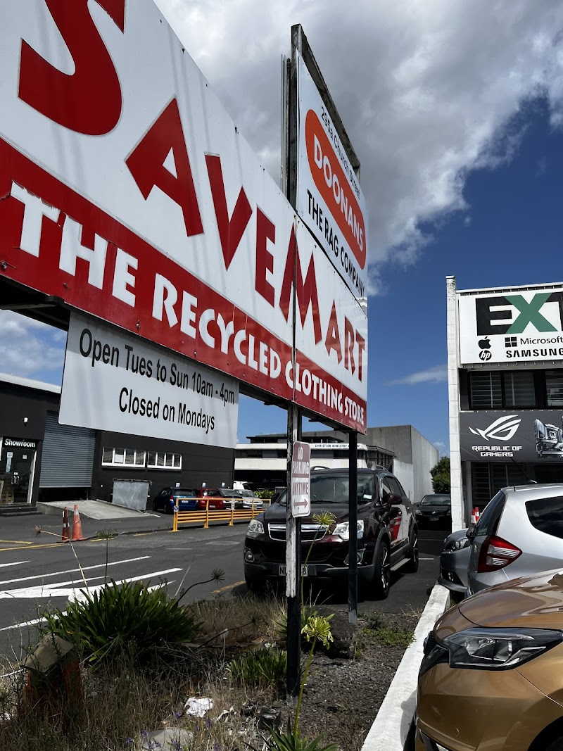 Check out Savemart in Onehunga