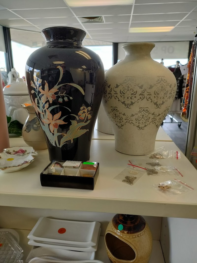 Check out Op Shop @ Para Vista in Para Vista