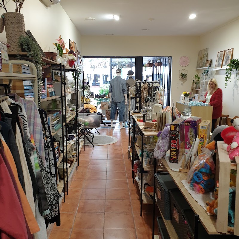 Check out This N That Thriftshop in Mount Gravatt