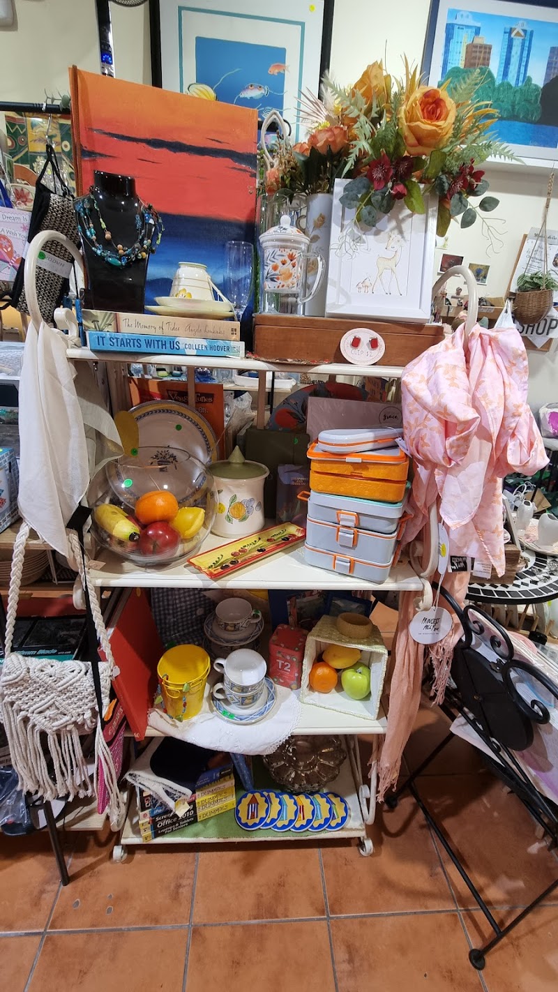 Check out This N That Thriftshop in Mount Gravatt