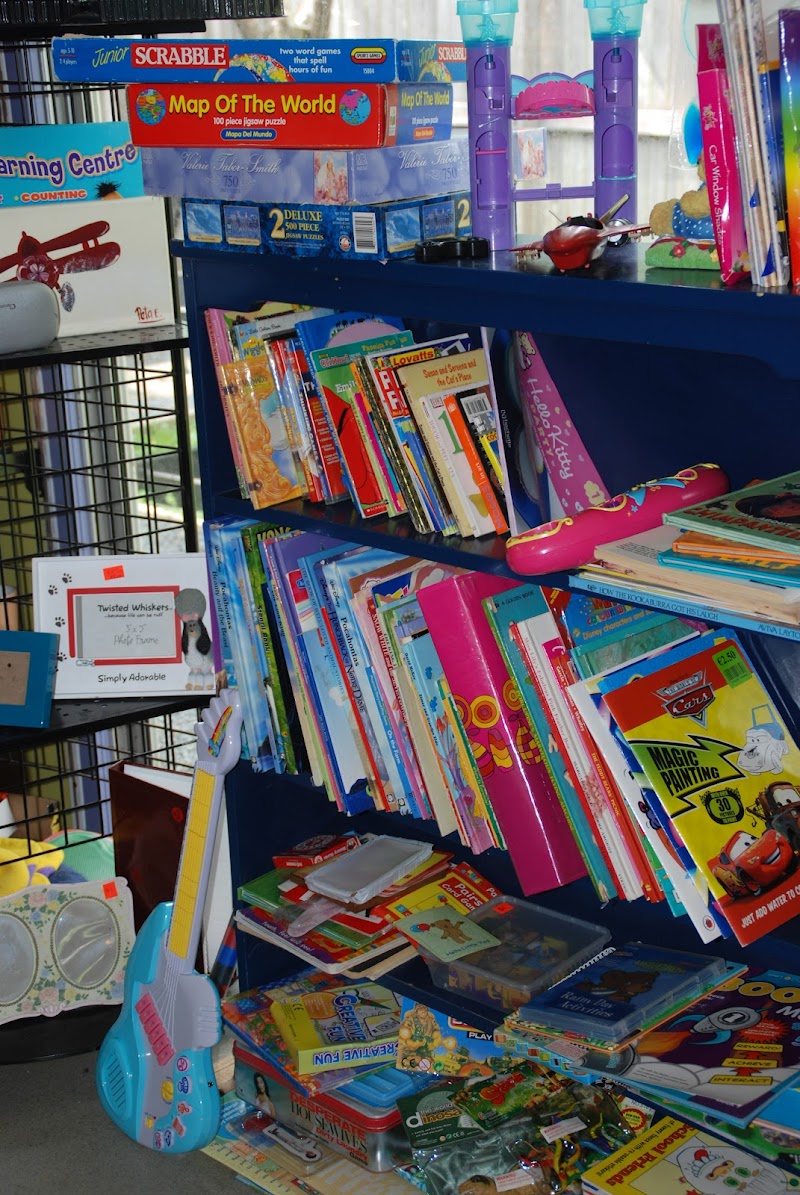 Check out AWLQ Shelter Road Op Shop in Coombabah