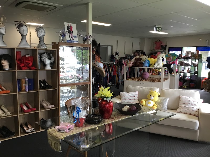 Check out Vinnies Manunda in Manunda