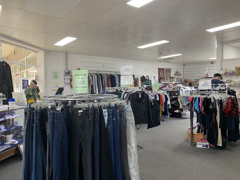 Check out Lifeline Gippsland Shop – Churchill in Churchill