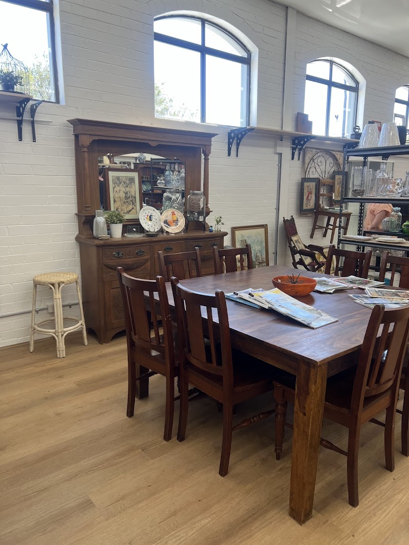 Check out Lifeline Shop Westleigh in Westleigh