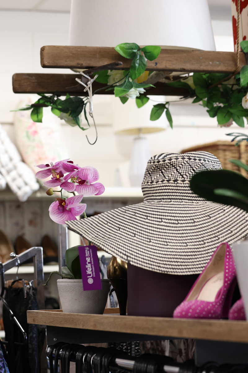 Check out Lifeline Shop Westleigh in Westleigh