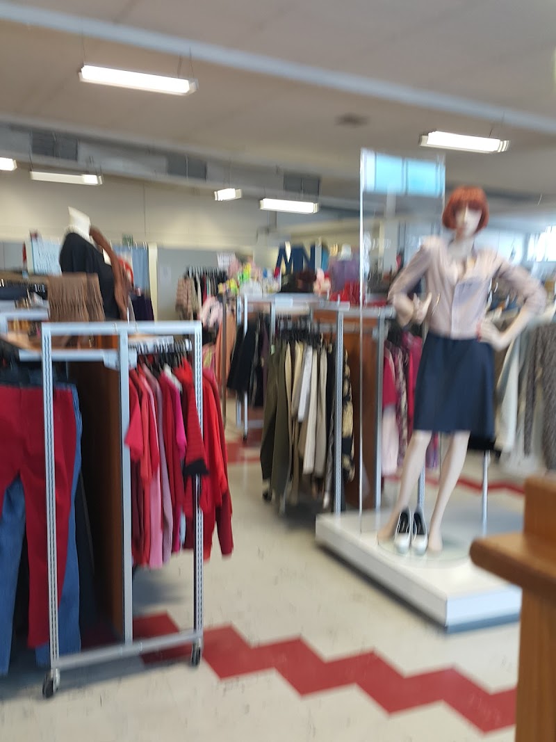Check out Waipuna Hospice Charity Shop - Te Puke in Te Puke