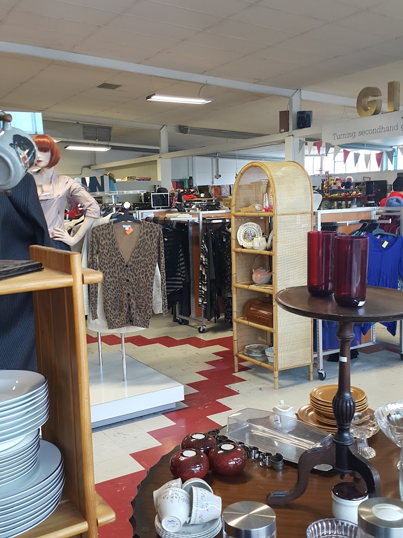 Check out Waipuna Hospice Charity Shop - Te Puke in Te Puke