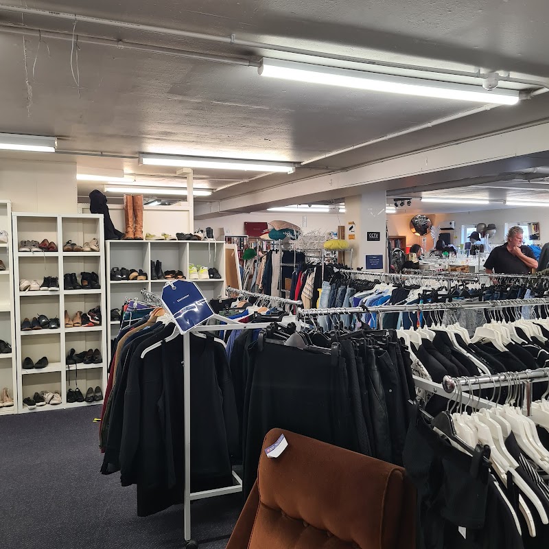 Check out Salvation Army Family Store in Karori