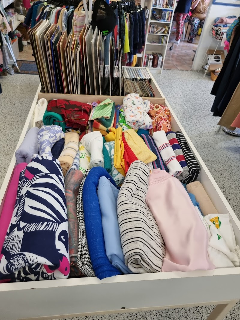 Check out Lifeline Shop Bracken Ridge in Bracken Ridge