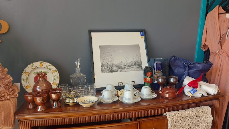 Check out Vinnies Thirroul in THIRROUL